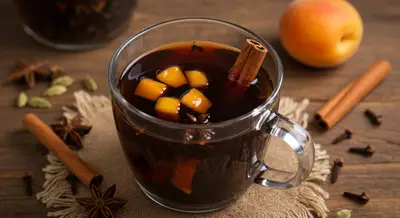 Chá Preto com Frutas Secas e Especiarias